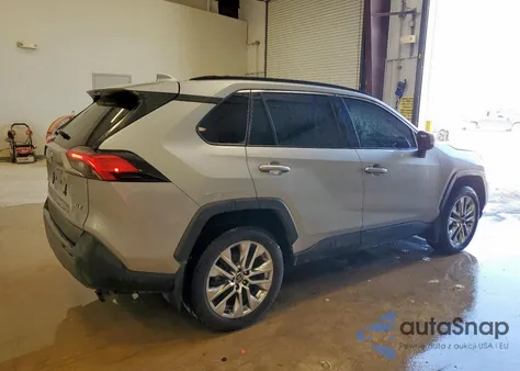 2021 Toyota Rav4 Xle Premium from USA, damaged, VIN 2T3C1RFV7MC132953